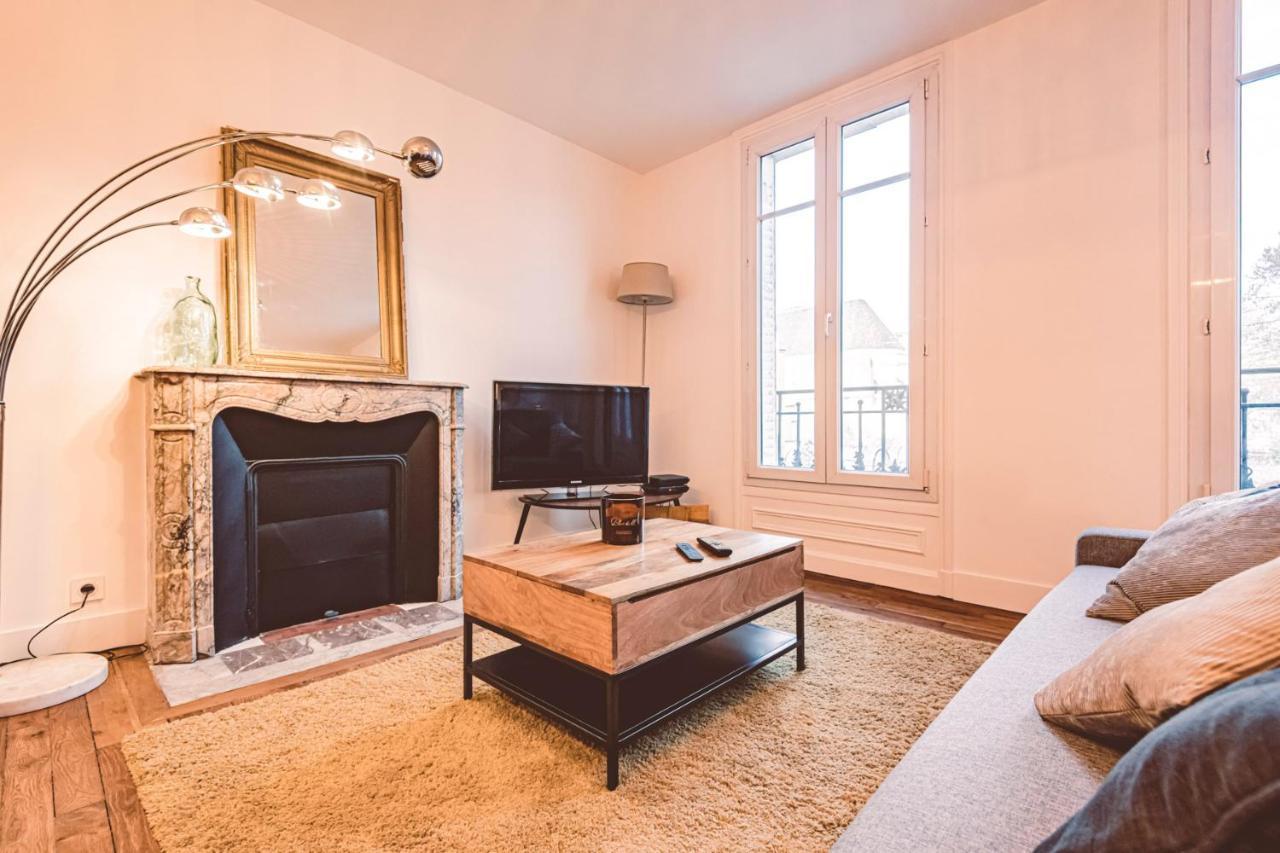 Charme De L'Ancien Pour Cet Appartement Entierement Renove Dans L'Hypercentre De ランス エクステリア 写真