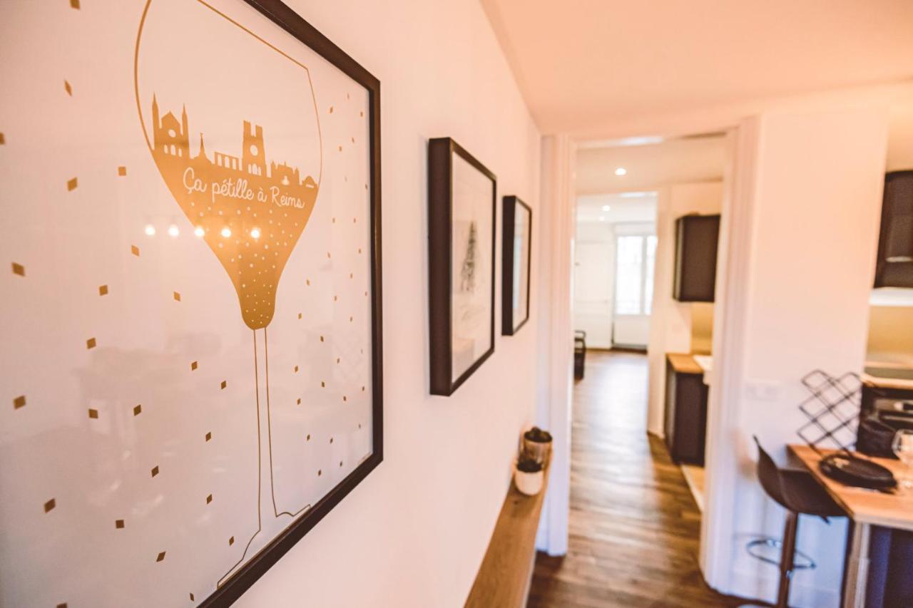 Charme De L'Ancien Pour Cet Appartement Entierement Renove Dans L'Hypercentre De ランス エクステリア 写真