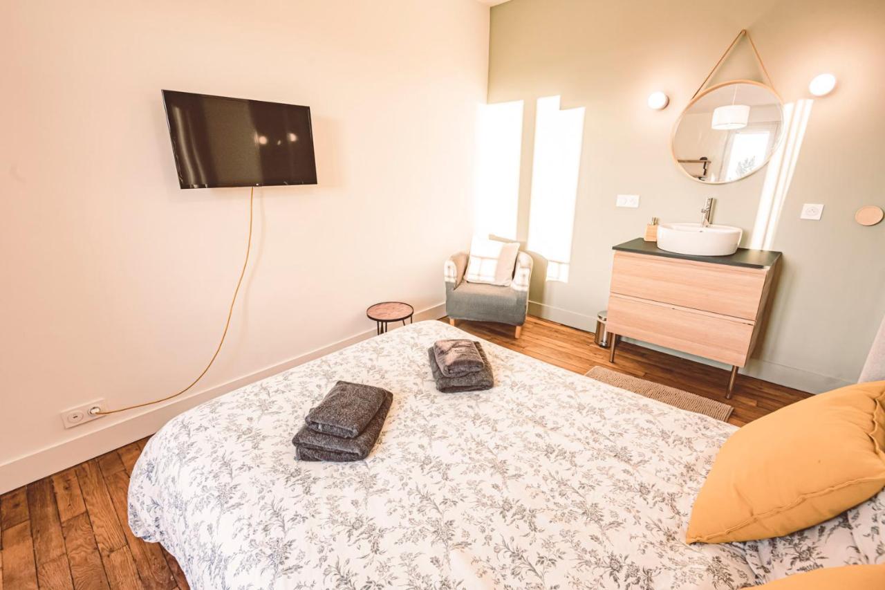 Charme De L'Ancien Pour Cet Appartement Entierement Renove Dans L'Hypercentre De ランス エクステリア 写真
